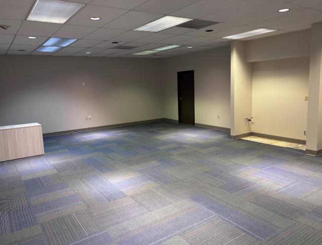 10551-10583 Lackman Rd, Lenexa, KS for lease - Interior Photo - Image 2 of 4