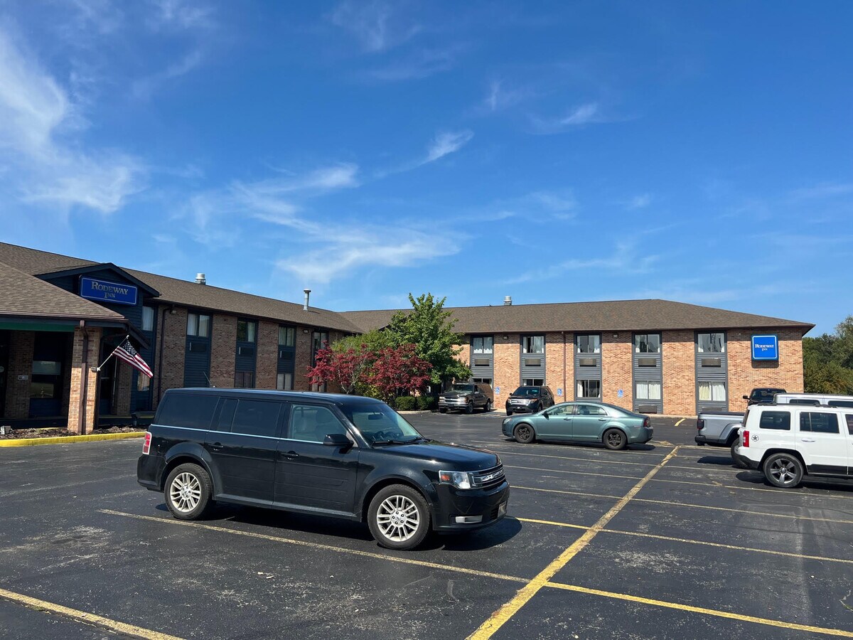 2820 Hotel Ave, Huntington, IN 46750