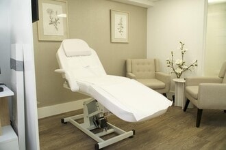 2-6A Hampstead High St, London for lease Interior Photo- Image 1 of 12