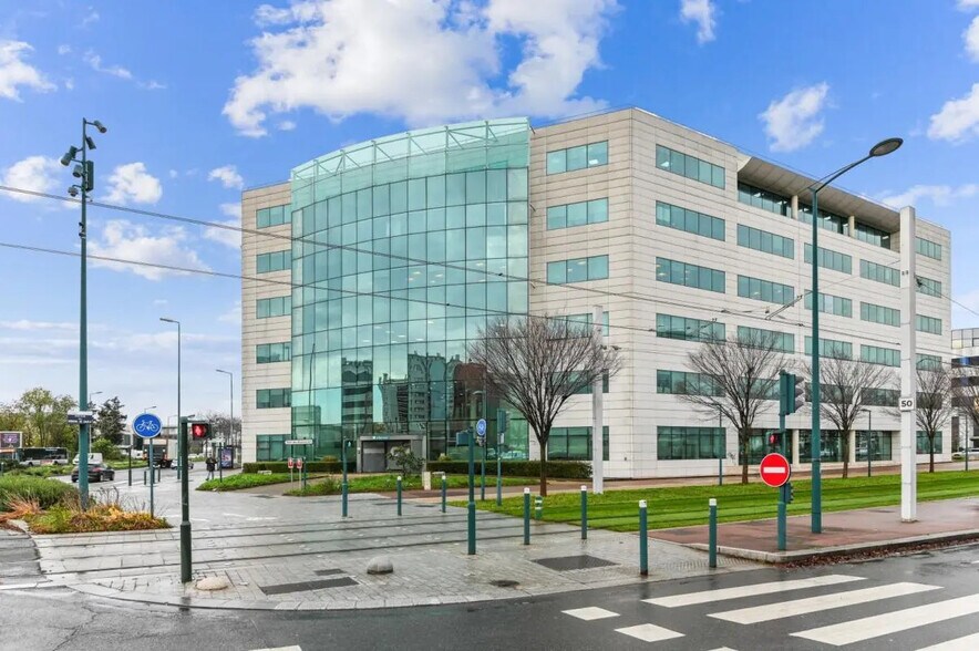 1 Avenue Du Général De Gaulle, Gennevilliers for lease - Building Photo - Image 2 of 11