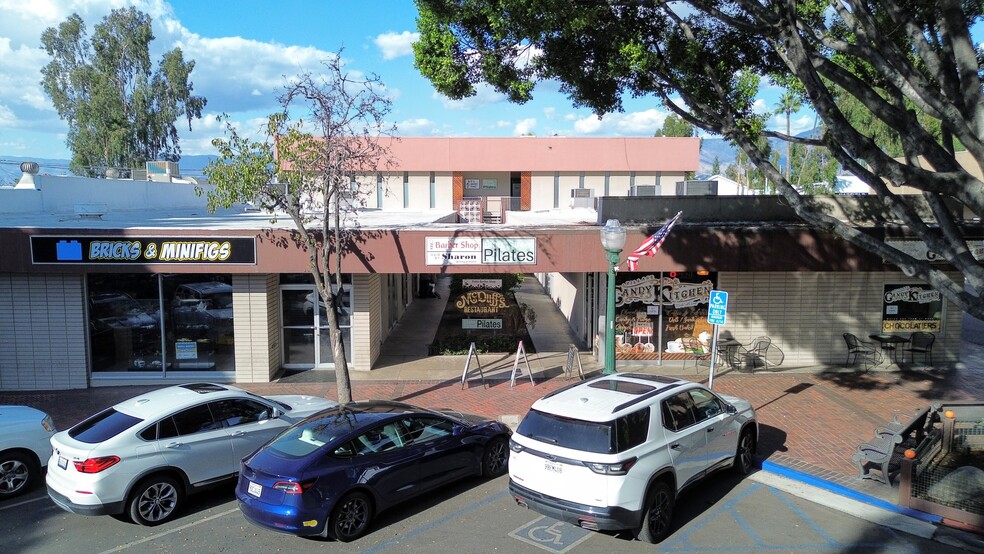 233 E State St, Redlands, CA for sale - Building Photo - Image 2 of 9