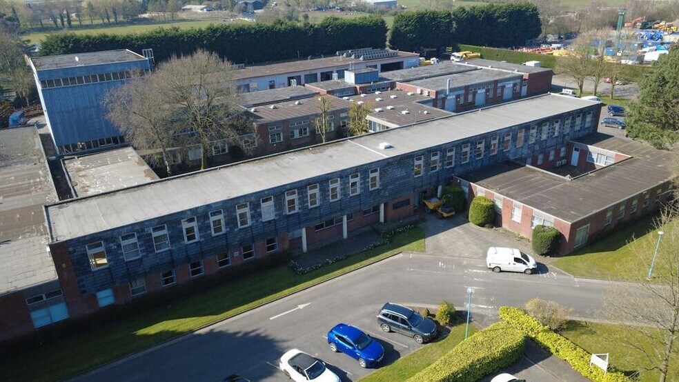 Swynnerton Rd, Stone for lease - Building Photo - Image 3 of 17