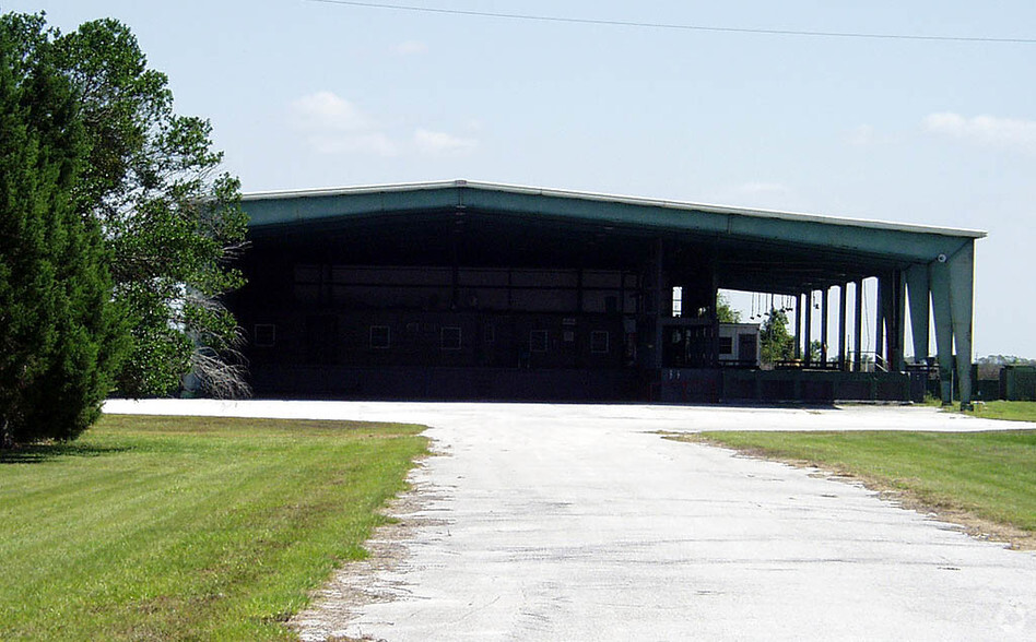 26128 County Road 448A, Tavares, FL for sale - Primary Photo - Image 1 of 1