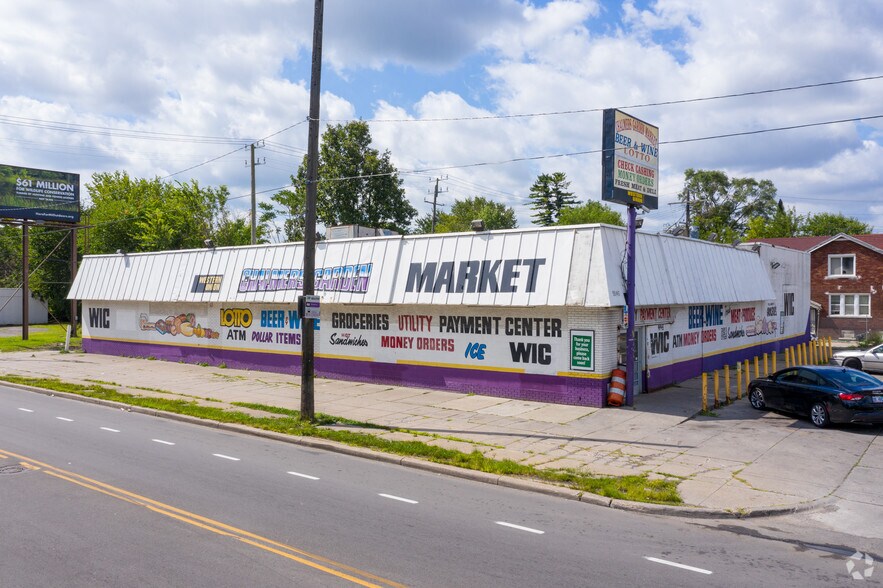 9945 Chalmers St, Detroit, MI 48213