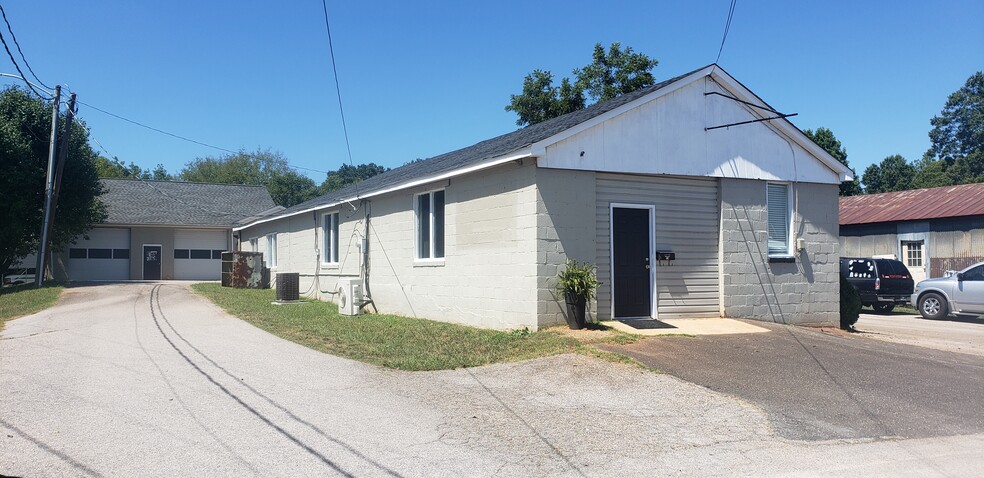 31 McNeel St, York, SC for lease - Building Photo - Image 3 of 5