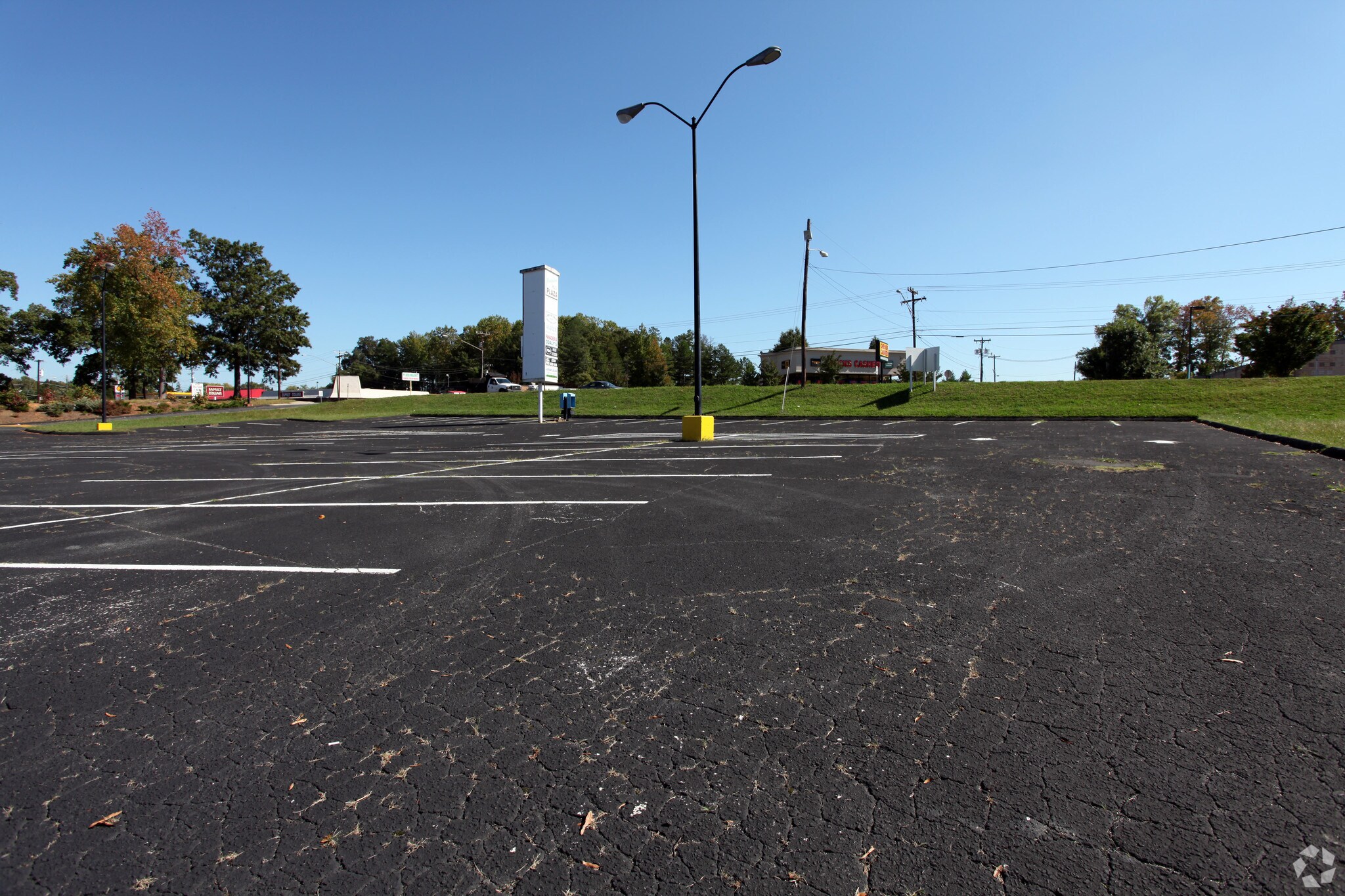 6105 The Plaza Rd, Charlotte, NC for sale Primary Photo- Image 1 of 1