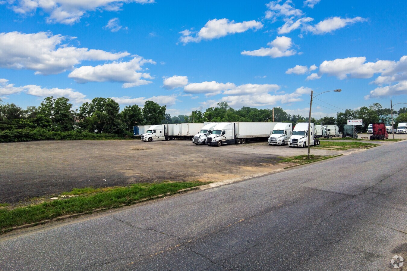 10169 Northeast Ave, Philadelphia, PA 19116