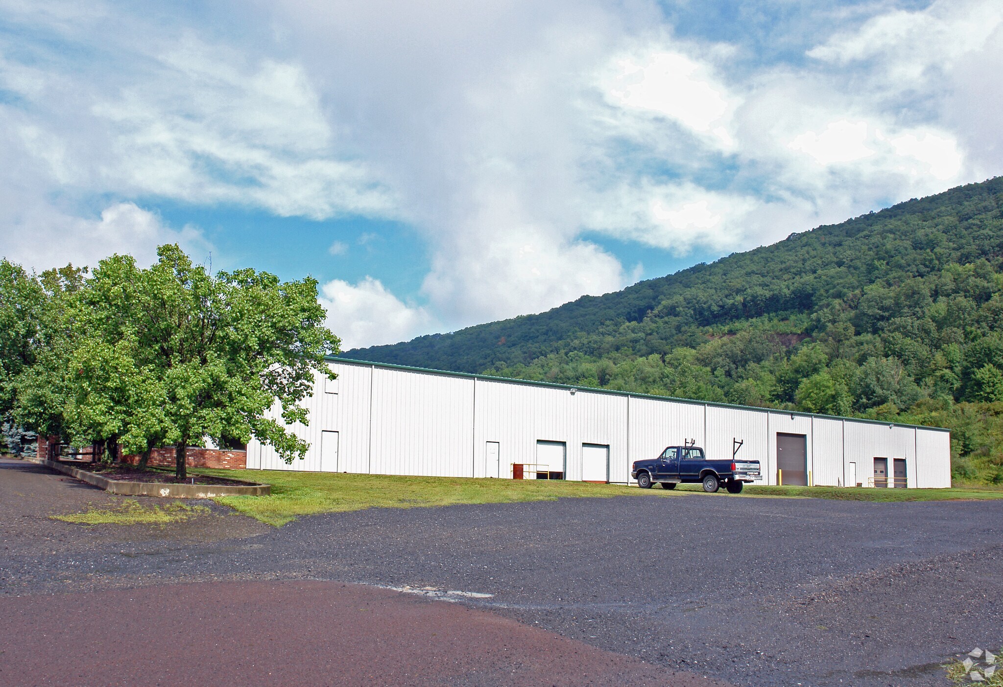 159 Reed Rd, Elysburg, PA for sale Primary Photo- Image 1 of 1