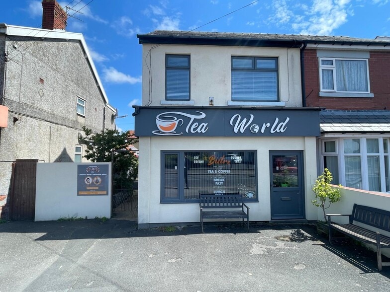 6 Common Edge Rd, Blackpool for sale - Building Photo - Image 1 of 1