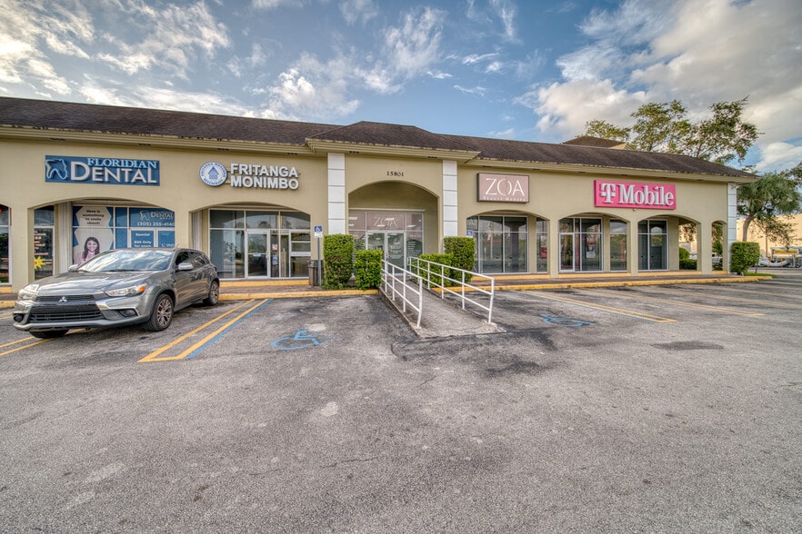 15801 S Dixie Hwy, Miami, FL for lease - Building Photo - Image 3 of 15