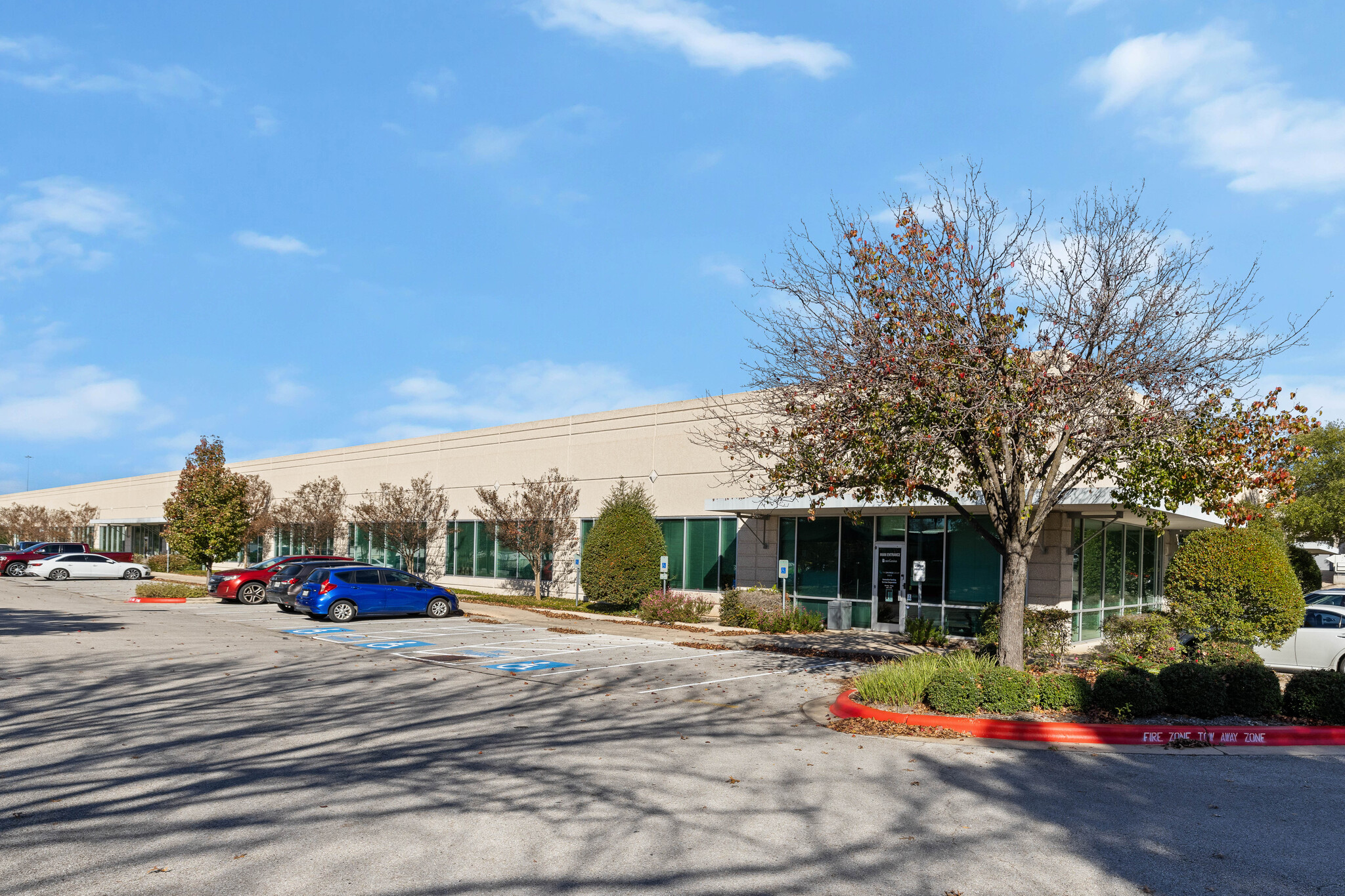 9300 United Dr, Austin, TX for lease Building Photo- Image 1 of 48