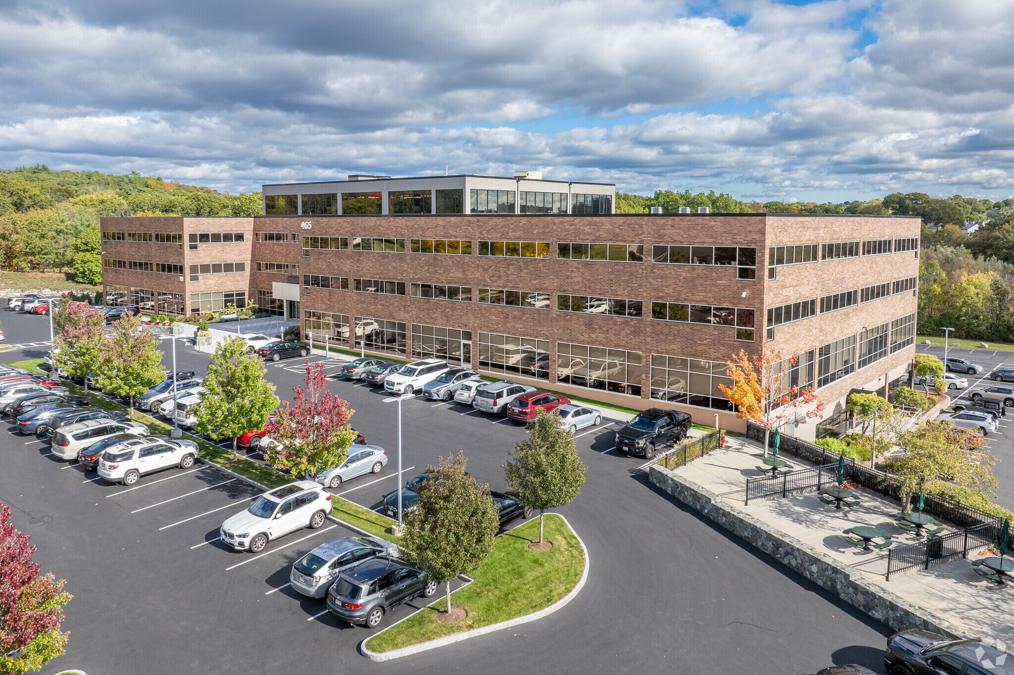 465 Waverley Oaks Rd, Waltham, MA for lease Building Photo- Image 1 of 12