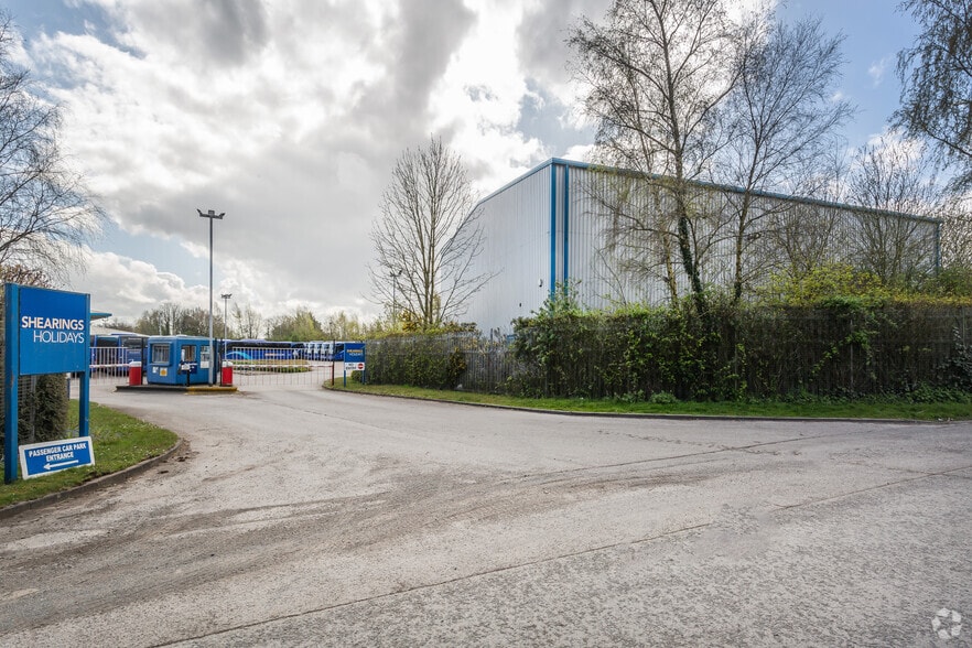 Barleycastle Ln, Warrington for sale - Building Photo - Image 1 of 1