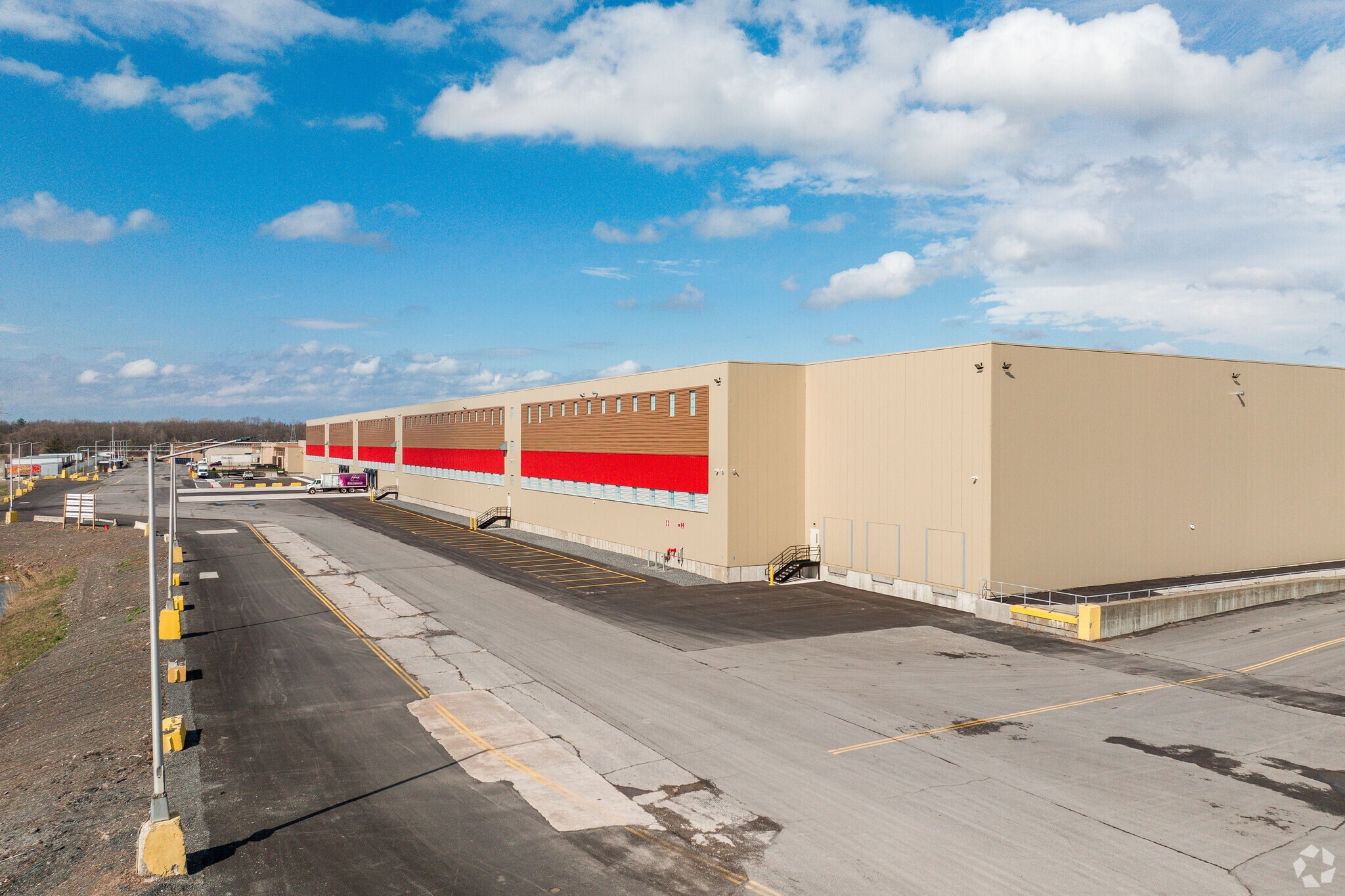 6600 New Venture Gear Dr, East Syracuse, NY for lease Primary Photo- Image 1 of 22