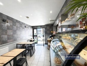 Warple Way, London for lease Interior Photo- Image 2 of 3