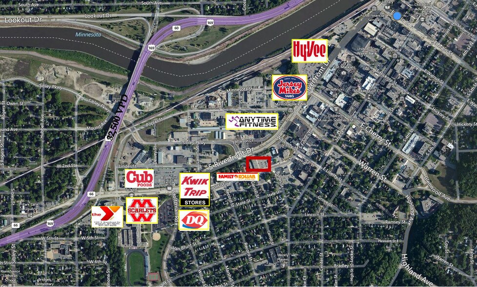 800-826 S Front St, Mankato, MN for lease - Building Photo - Image 3 of 4