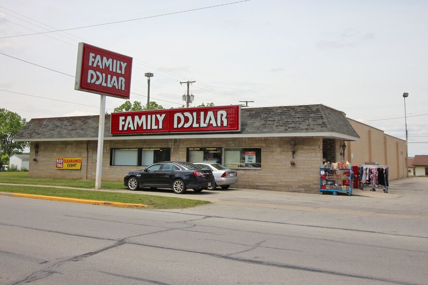 349 W Main St, Butler, IN for sale - Building Photo - Image 1 of 1