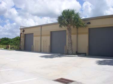 15821 Mercantile Ct, Jupiter, FL for lease - Building Photo - Image 3 of 3