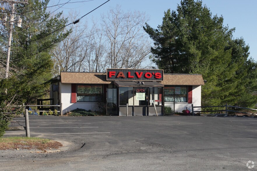 386 Maple Rd, Slingerlands, NY for sale - Primary Photo - Image 1 of 1