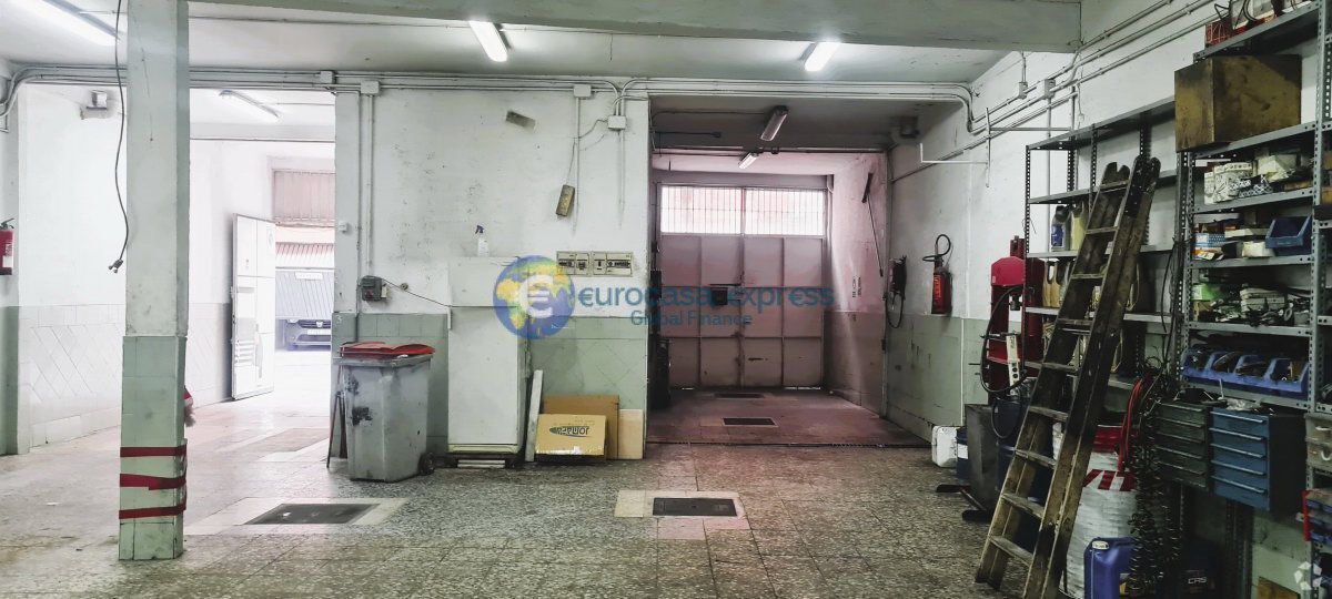 Multifamily in Madrid, Madrid for sale Interior Photo- Image 1 of 1