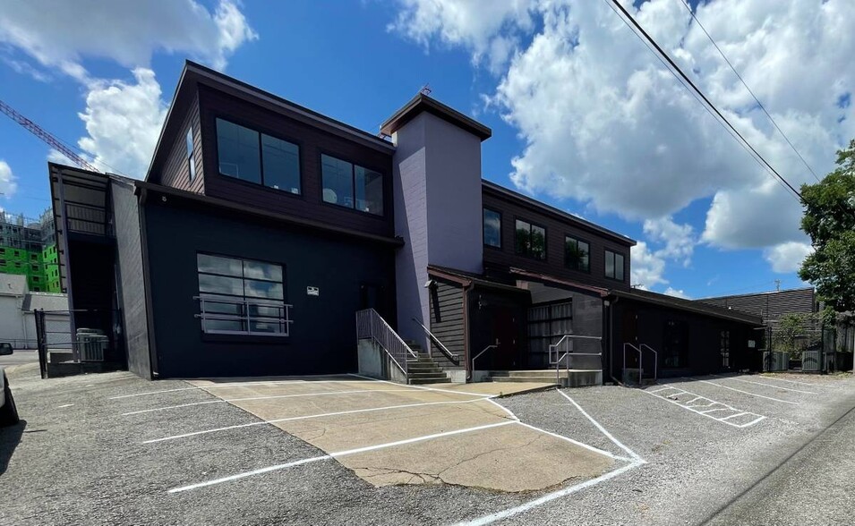 632 Fogg St, Nashville, TN for lease - Building Photo - Image 2 of 20