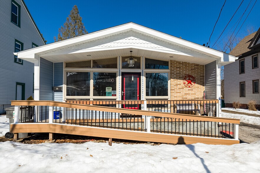 39 Lagrange Ave, Poughkeepsie, NY for sale - Primary Photo - Image 1 of 1