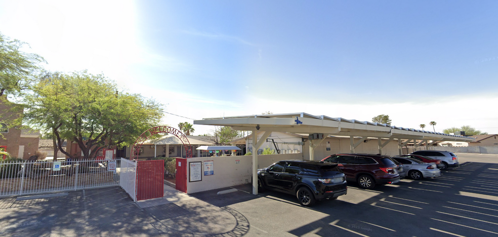 4201 W Washington Ave, Las Vegas, NV for lease - Building Photo - Image 2 of 33