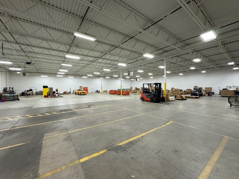 4611 E 31st St S, Wichita, KS for sale - Building Photo - Image 2 of 6