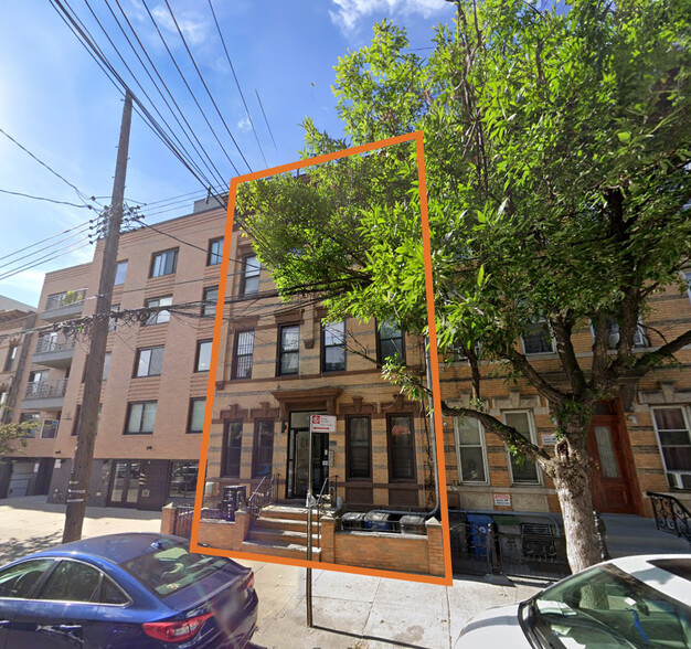 393 Bleecker St, Brooklyn, NY for sale - Building Photo - Image 1 of 1