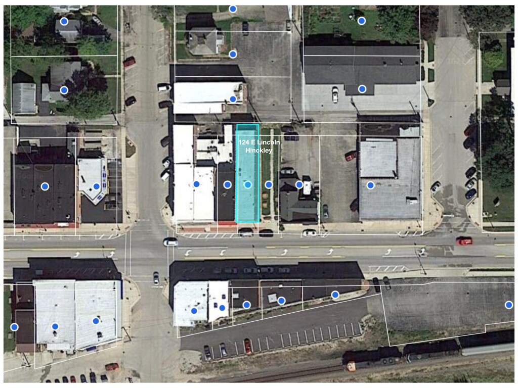 124 E LINCOLN Ave, Hinckley, IL 60520