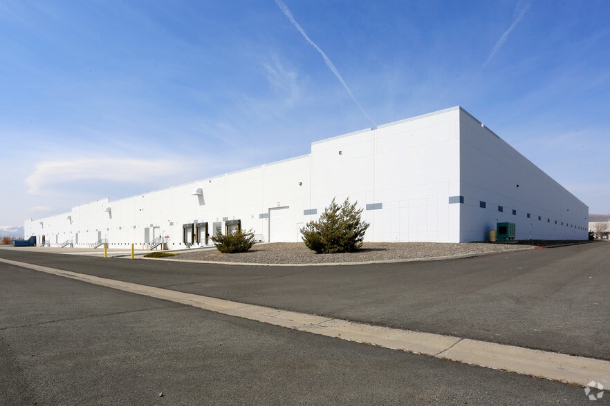 2275 E Newlands Dr, Fernley, NV for lease - Building Photo - Image 3 of 8