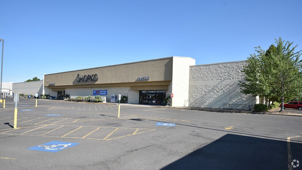 2815 Chad Dr, Eugene, OR for sale - Building Photo - Image 1 of 1