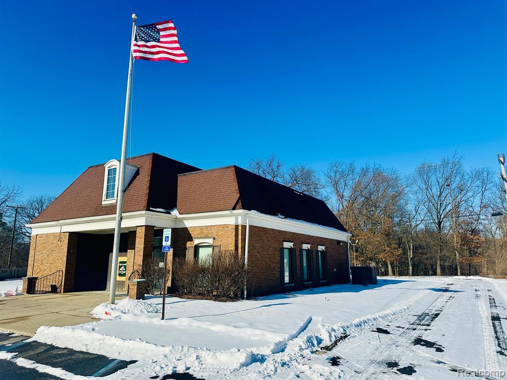 222 W Main St, Pinckney, MI for sale Primary Photo- Image 1 of 7