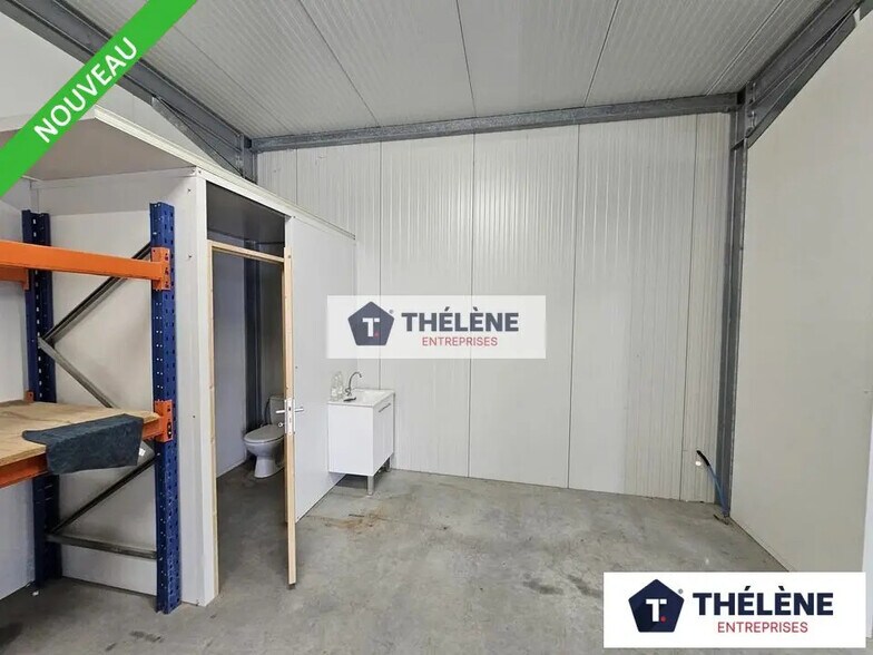 Flex in Lavérune for lease - Interior Photo - Image 3 of 5