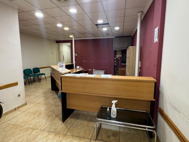 Retail in Algemesí for lease - Building Photo - Image 2 of 14