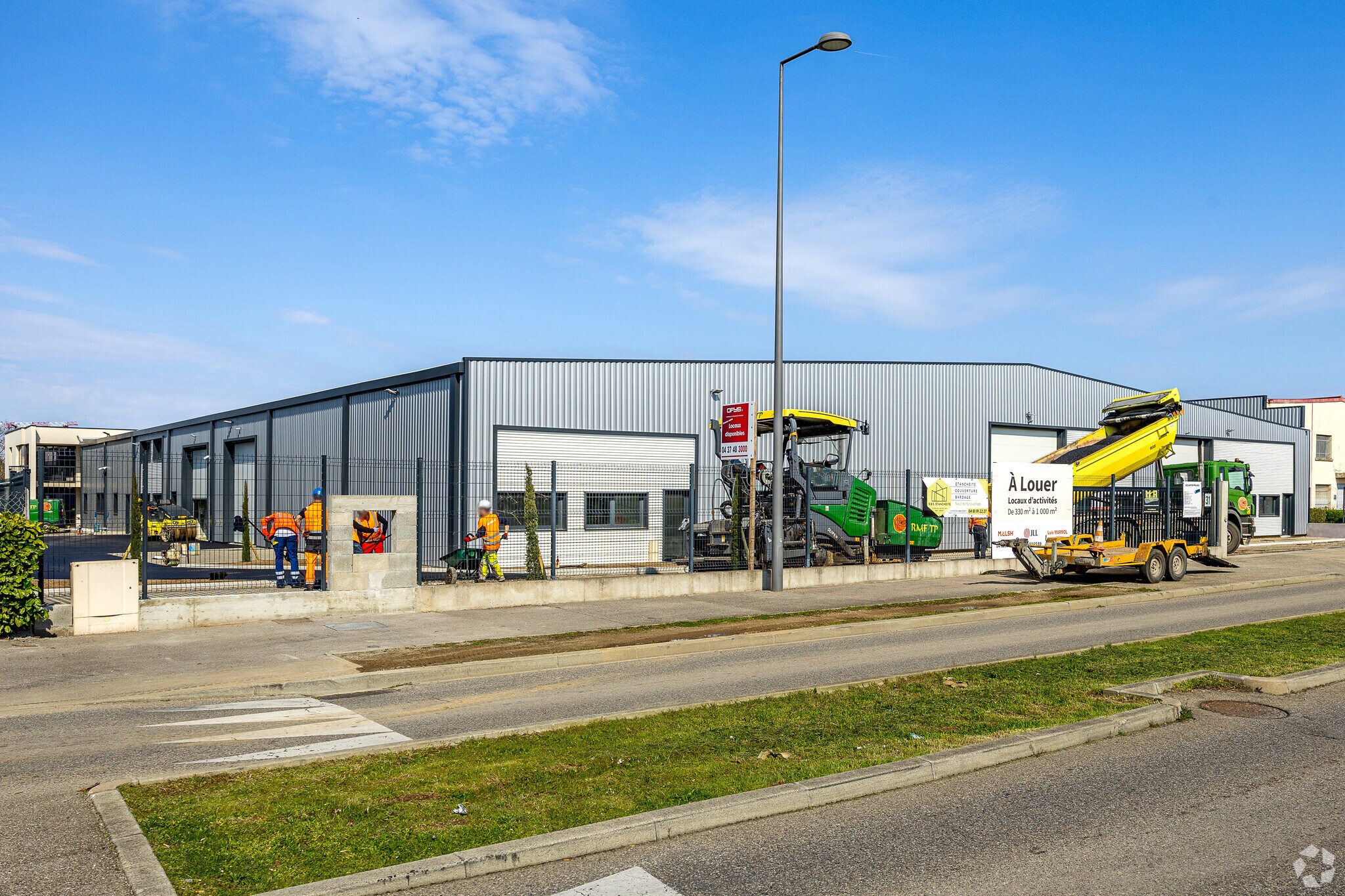 Flex in Genas for lease Primary Photo- Image 1 of 4