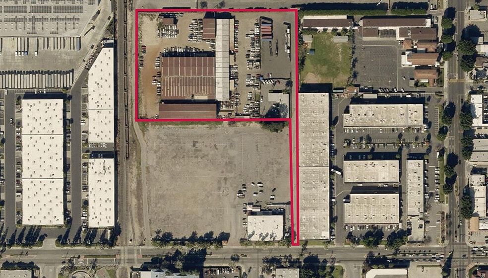 7815 Somerset Blvd, Paramount, CA for lease - Building Photo - Image 2 of 6