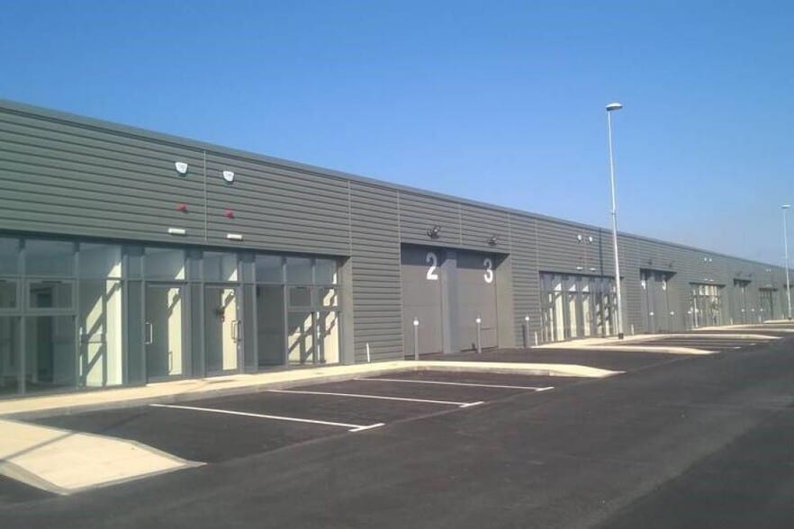 E1-E6 Burgess Rd, Hastings for sale - Primary Photo - Image 1 of 1