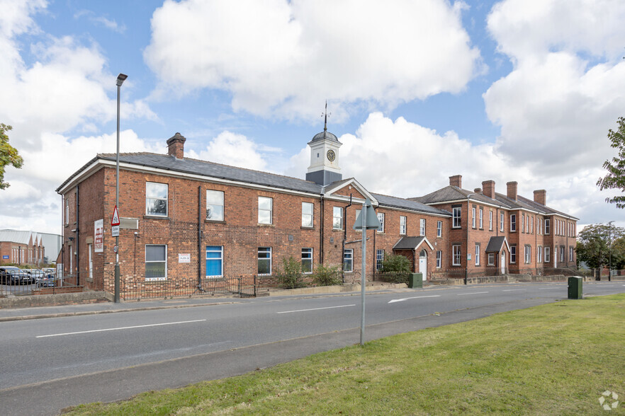 Dunston Rd, Chesterfield for sale - Primary Photo - Image 1 of 1