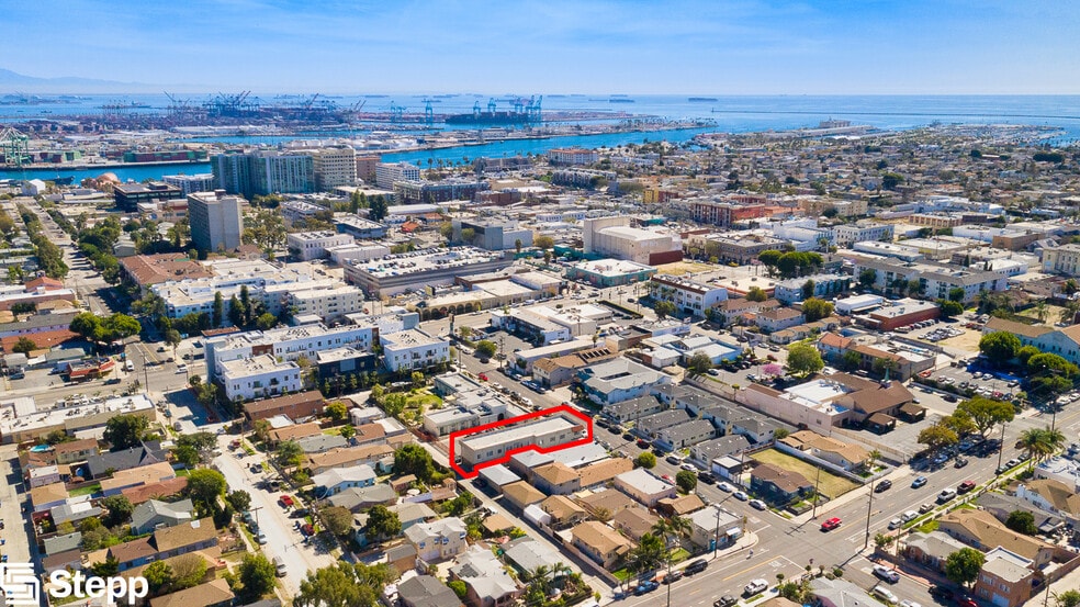 560 W 4th St, San Pedro, CA for sale - Primary Photo - Image 1 of 10