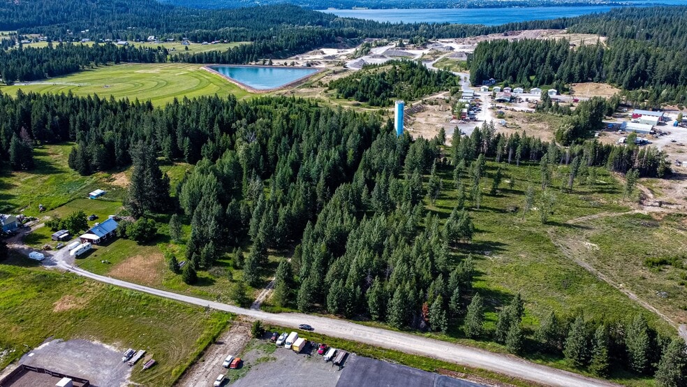 10 Harbison Ln, Sagle, ID for sale - Building Photo - Image 2 of 7