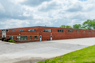 3800 Dixon St, Des Moines, IA for lease Building Photo- Image 1 of 3