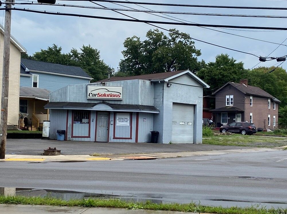 702 N Croton Ave, New Castle, PA for sale Primary Photo- Image 1 of 1