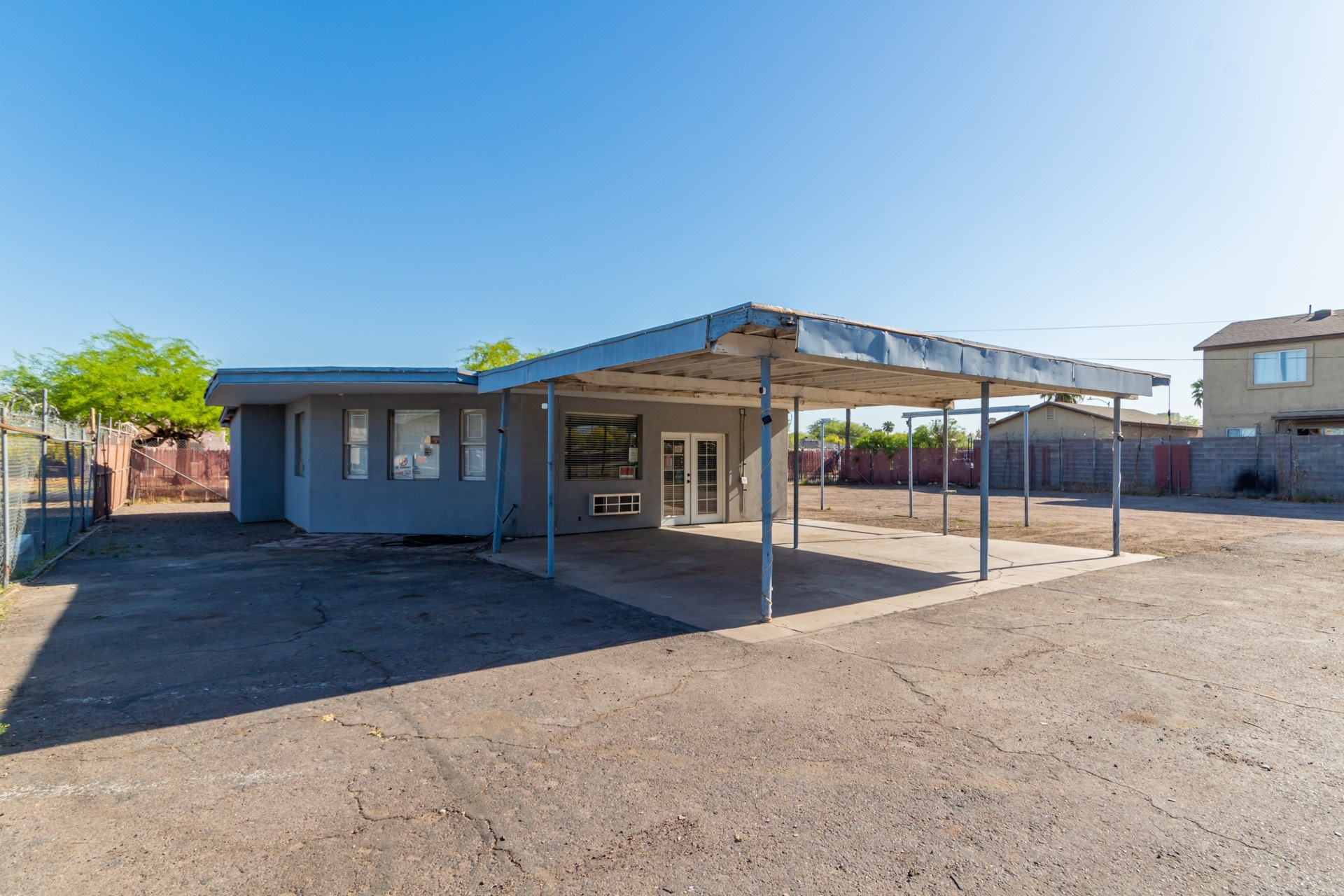 1668 W Grand Ave, Phoenix, AZ for sale Primary Photo- Image 1 of 1