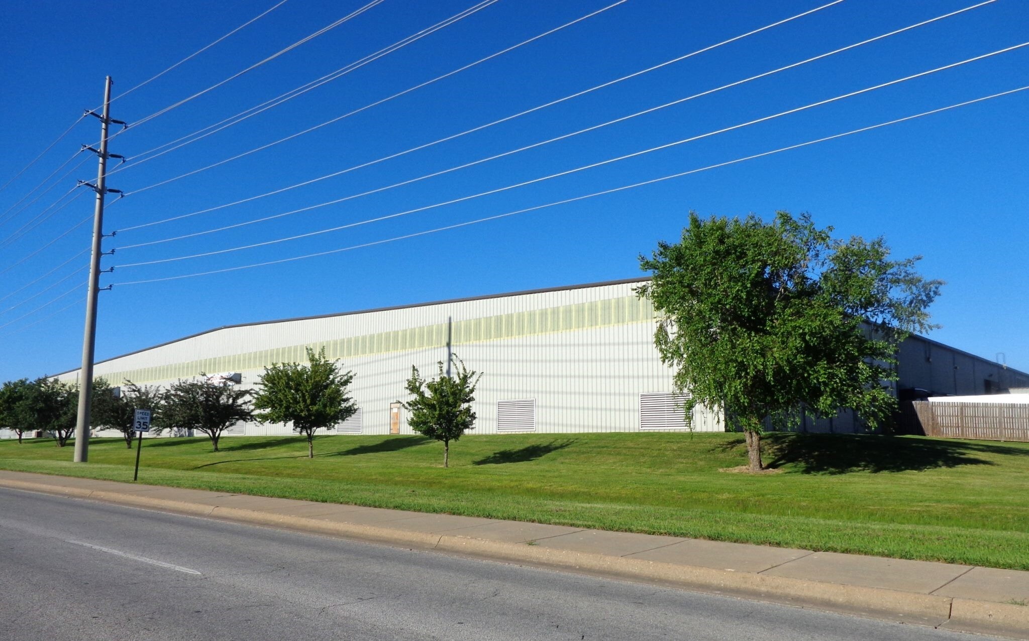 1301 N Dixieland Rd, Rogers, AR for sale Building Photo- Image 1 of 1