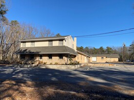 612 Gravelly Hollow Rd, Medford NJ - Warehouse