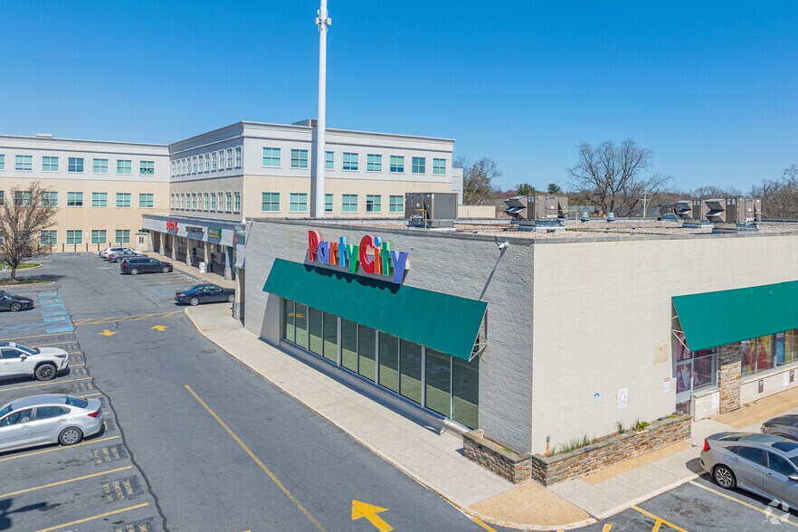 6311-6325 York Rd, Baltimore, MD for sale - Primary Photo - Image 1 of 8