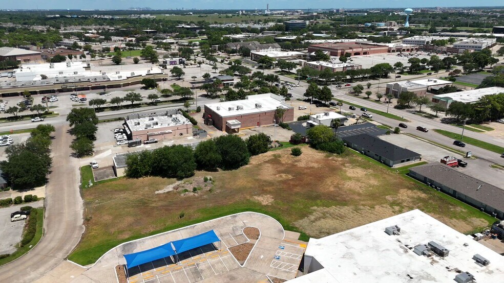 16436 Sea Lark Rd, Houston, TX for sale - Commercial Listing Video - Image 3 of 10