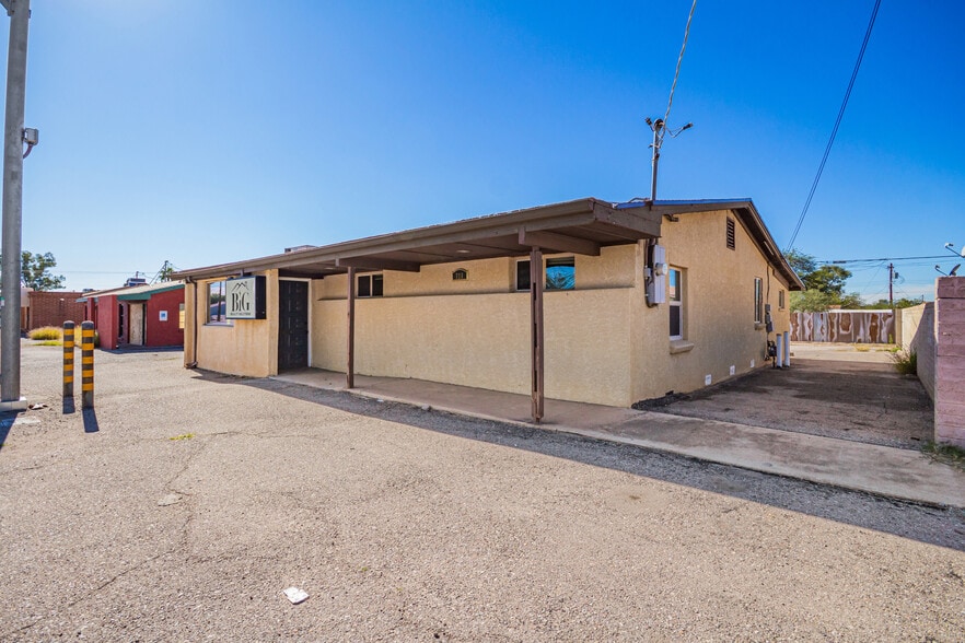 727 N Swan Rd, Tucson, AZ for sale - Building Photo - Image 1 of 21