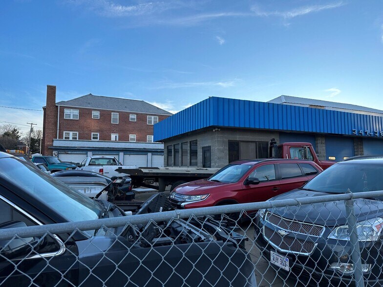 3715 Leavenworth St, Omaha, NE for sale - Building Photo - Image 1 of 1